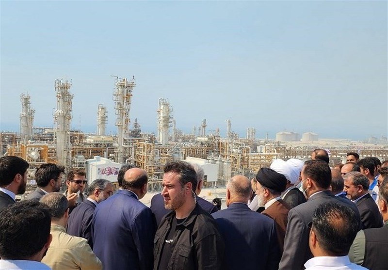 Iranian President Inaugurates New Section of South Pars Gas Field