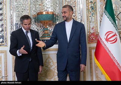 Rafael Grossi&apos;nin İran dışişleri bakanı ile görüşmesi