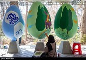 آماده سازی تخم‌مرغ های نوروزی در پارک شهر