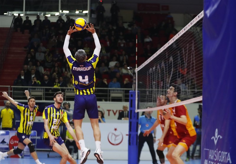 لیگ والیبال ترکیه| پیروزی گالاتاسرای با درخشش شریفی/ یاران معروف برنده شدند