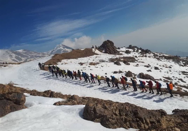 فوت 2 کوهنورد در اشترانکوه/ 5 تیم کوهنوردی اعزام شدند