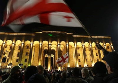  پس گرفتن لایحه جنجالی در پارلمان گرجستان/درخواست معترضان برای استعفای دولت 