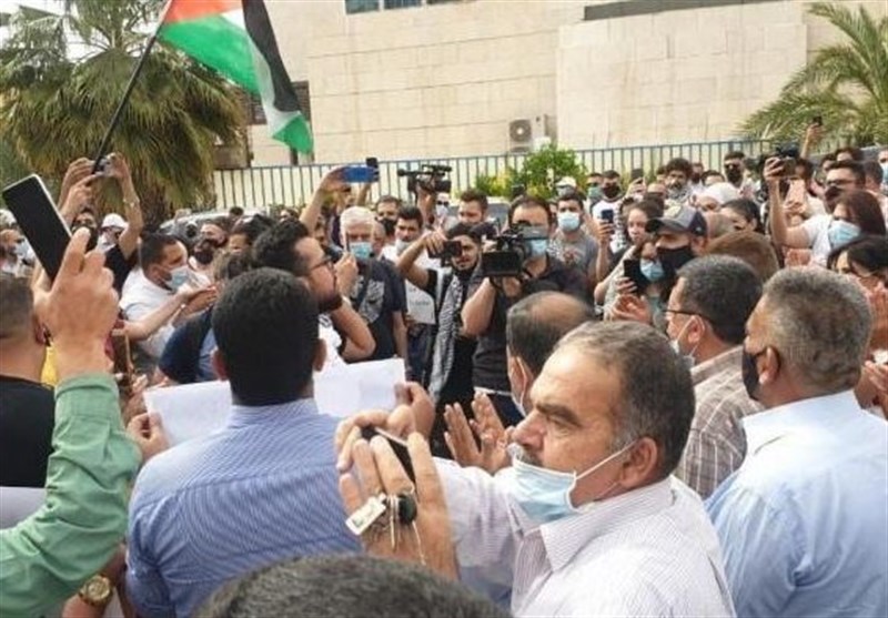 Protesters Condemn Israeli Treatment of Jordanian Prisoners