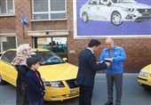 تاکسی سمند با یک میلیون کیلومتر پیمایش به موزه ایران خودرو رفت