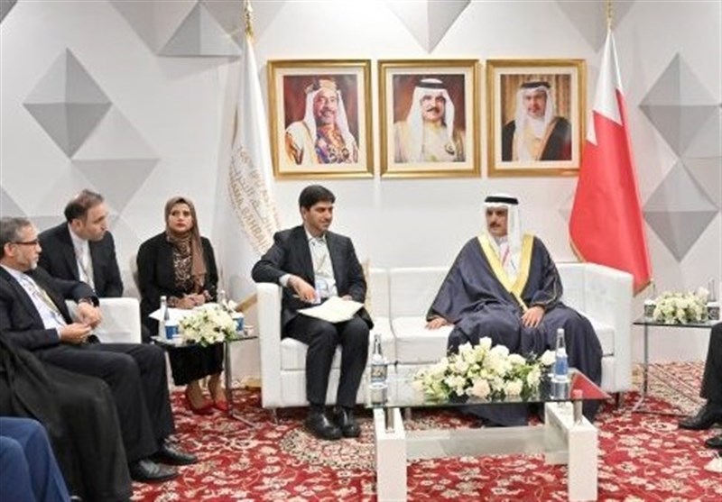 استقبال رئیس پارلمان بحرین از هیئت پارلمانی ایران در منامه