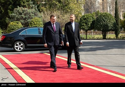İran ve Belarus dışişleri bakanlarının görüşmesi