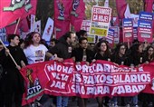 Thousands Protest in Portugal to Demand Higher Wages, Cap On Food Prices