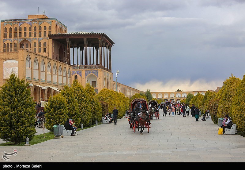 افزایش 40 درصدی بازدید از اماکن تاریخی اصفهان/ عالی‌قاپو، چهلستون در صدر محبوب‌ترین‌ها