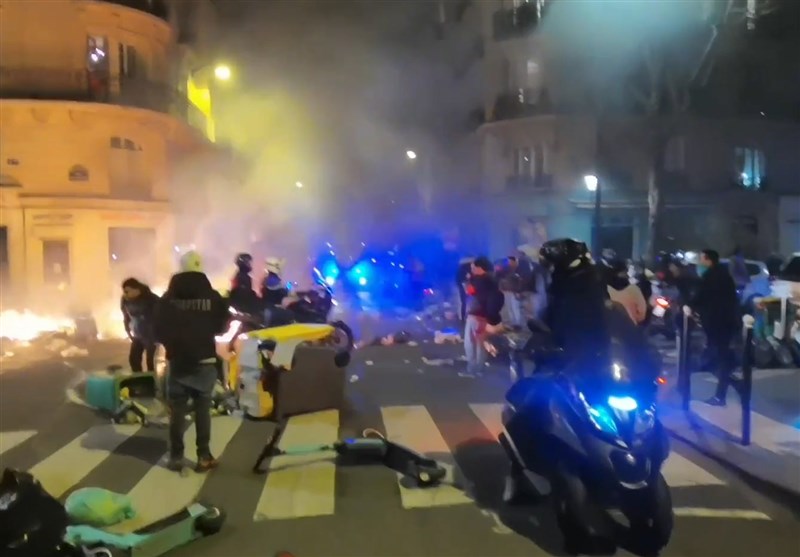 Police Deploy Tear Gas As Protests over Pension Reform Continue in France (+Video)