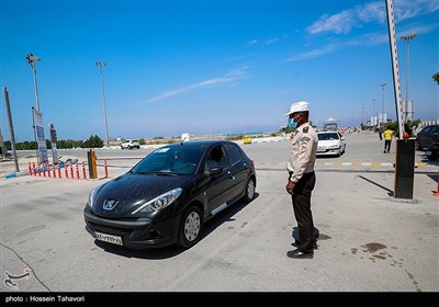 ورود و خروج مسافران از بندرگاه کیش