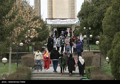 مسافران نوروزی در همدان