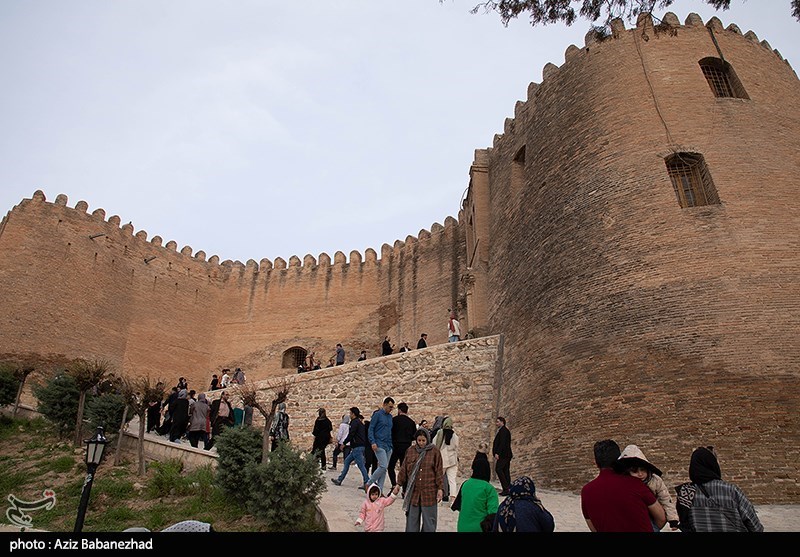 Falak-Ol-Aflak: Magnificent Castle in West of Iran