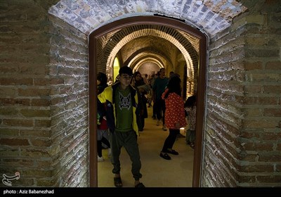 مسافران نوروزی در قلعه فلک الافلاک - لرستان