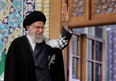 Leader Donates Fund to Release Needy Inmates in Iran