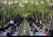 مراسم جزء‌خوانی قرآن در گذر فرهنگی چهارباغ اصفهان + تصویر