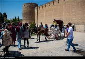 بازدید مسافرین نوروزی از مجموعه تاریخی زندیه - شیراز
