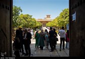بازدید مسافرین نوروزی از مجموعه تاریخی زندیه - شیراز