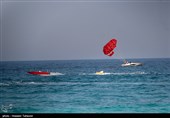 تفریحات دریایی گردشگران نوروزی در کیش
