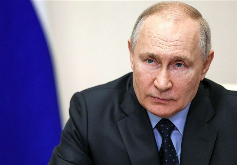 Putin Signs Law on CFE Treaty Denunciation