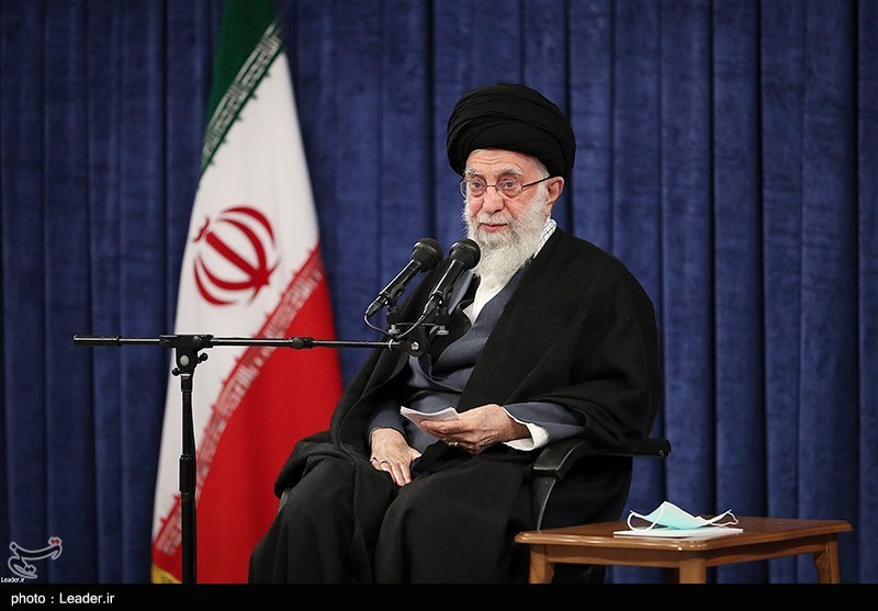 امام خامنه‌ای: بزرگداشت نام و یاد شهیدان جهاد است