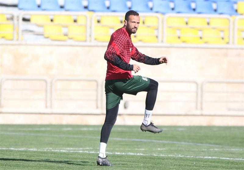 Leandro Pereira é anunciado por equipe do futebol iraniano
