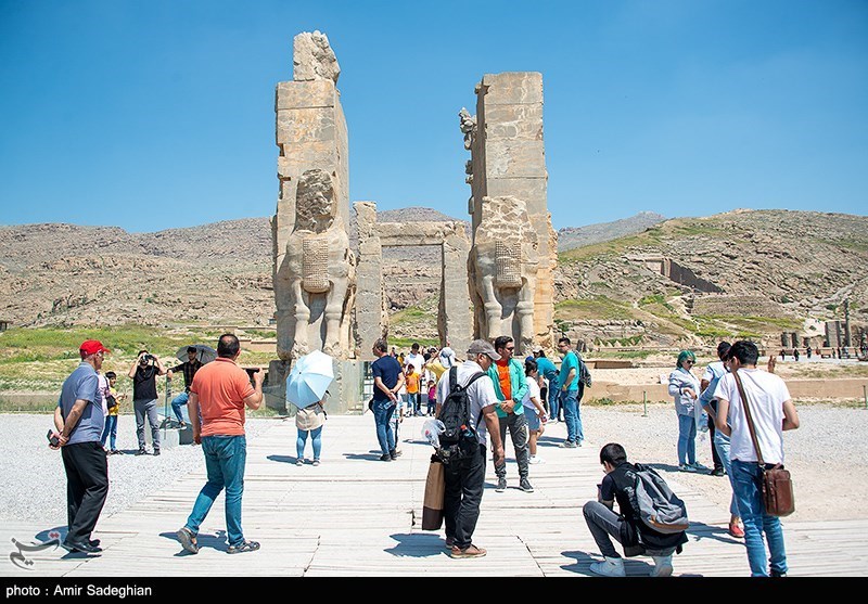 رشد 39 درصدی صنعت گردشگری ایران در 2022/ گردشگران خارجی 6.2 میلیارد دلار ارز آوردند