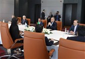 دیدار امیرعبداللهیان و وزیر مشاور در امور خارجه پاکستان در سمرقند