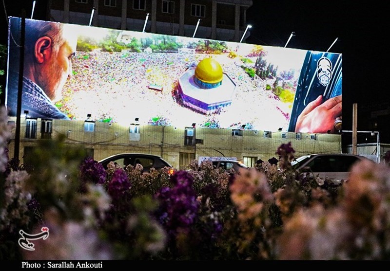 در آستانه روز جهانی قدس دیوارنگاره چهارراه امام جمعه کرمان تغییر کرد + تصویر