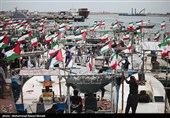 رژه اقتدار بسیج دریایی مردم پایه نیروی دریایی سپاه در سواحل خلیج فارس