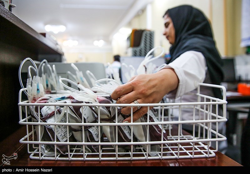 خیران فارس در تامین تجهیزات انتقال خون کمک کنند