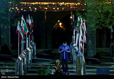 مراسم احیای شب بیست و سوم ماه رمضان در تبریز 