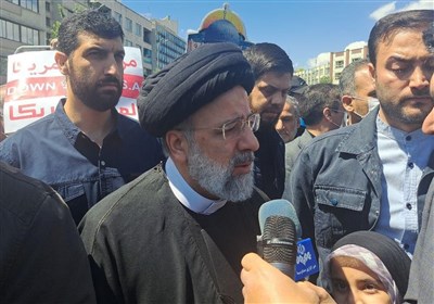  حضور رئیس‌جمهور در راهپیمایی روز قدس در تهران 