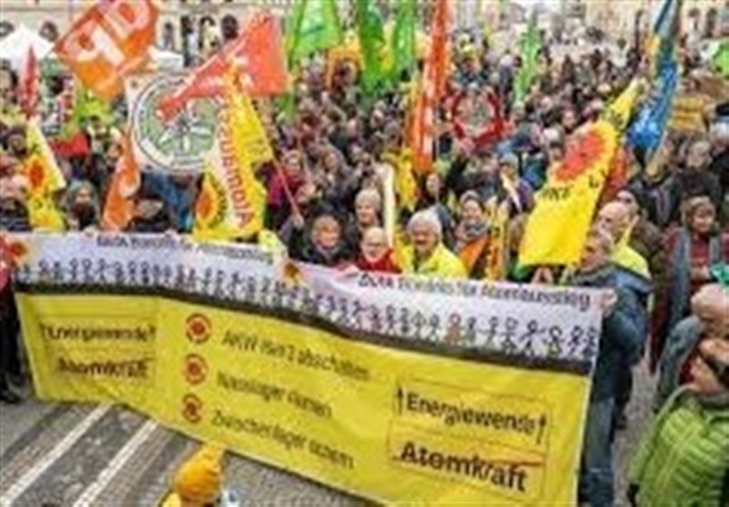 اعتراض مخالفان و موافقان انرژی هسته‌ای در سراسر آلمان
