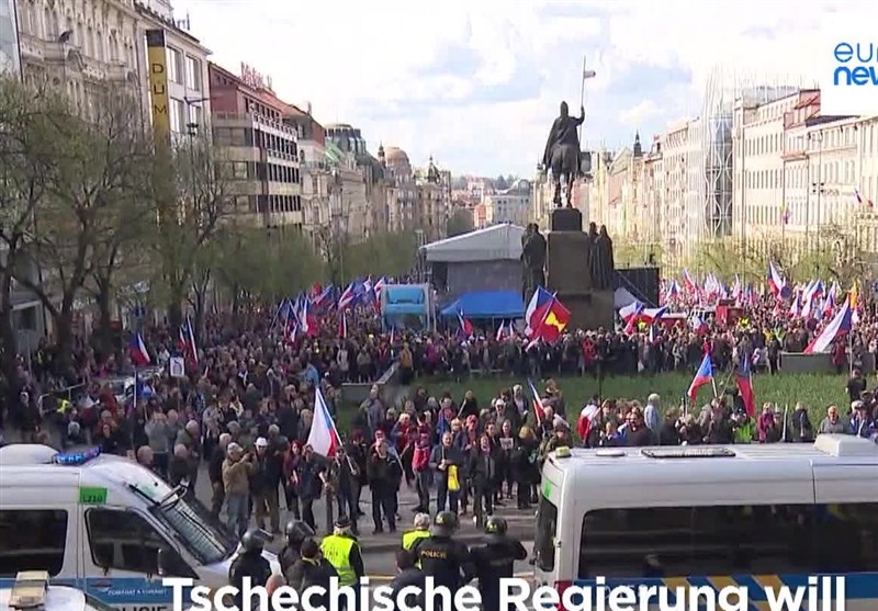 اعتراض هزاران نفر در جمهوری چک علیه سیاست‌های دولت