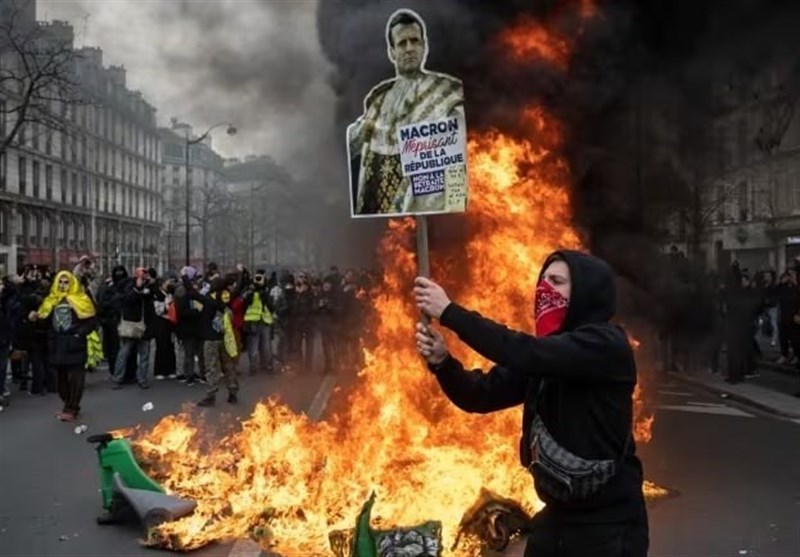 مساله‌ی فرانسه، اعتراض به ماکرون نیست؛ فروپاشی دموکراسی در اروپاست