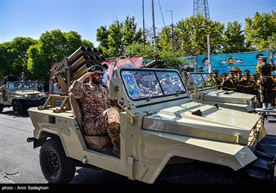 مراسم رژه روز ارتش در شیراز 