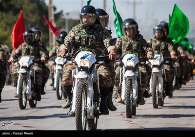 مراسم رژه روز ارتش در کرمانشاه 
