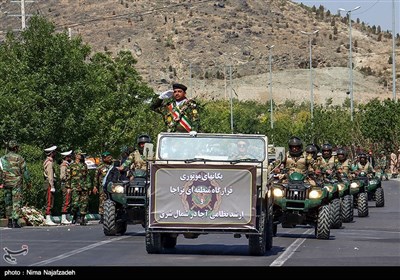 مراسم رژه روز ارتش در مشهد 