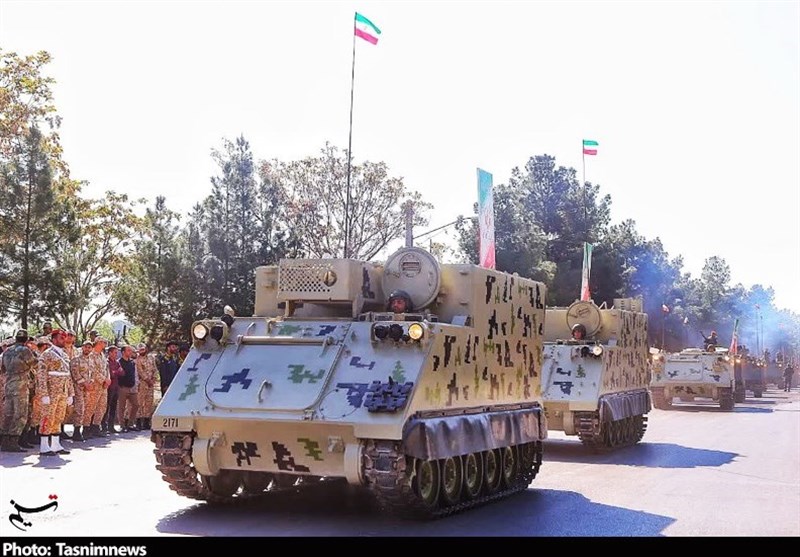 رژه روز ارتش در قزوین / نمایش آخرین ادوات نیروی زمینی ارتش + تصاویر