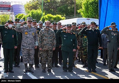 مراسم رژه روز ارتش در اصفهان 