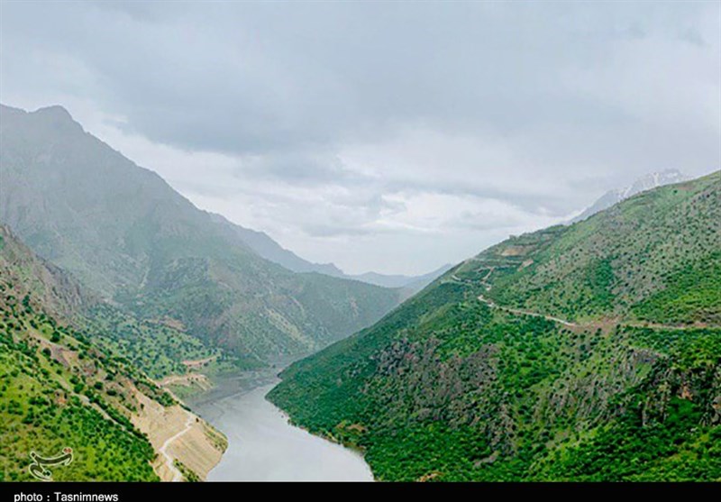 درخواست ماموستا رستمی از وزیر میراث فرهنگی/ظرفیت‌های نهفته کردستان را دریابید