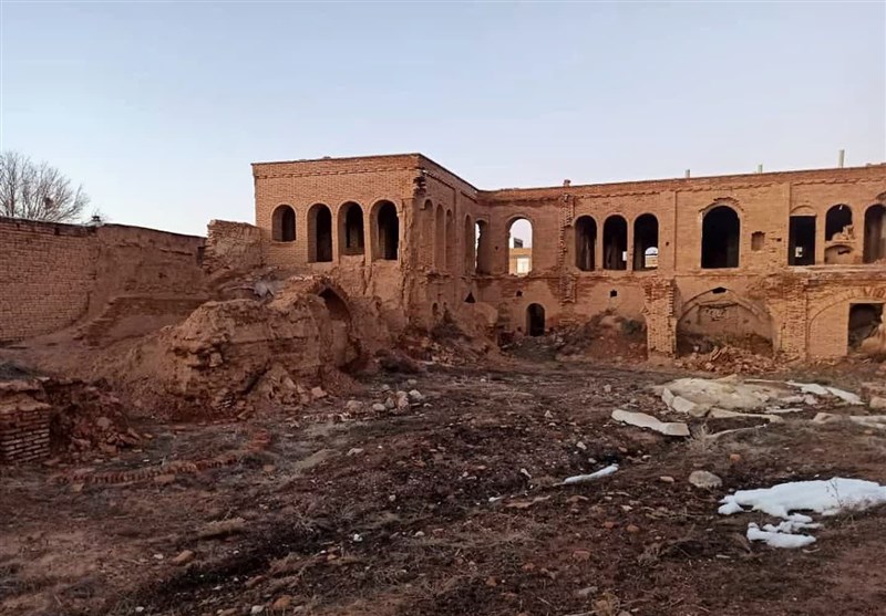 تخریب بزرگ‌ترین قلعه تاریخی چهارمحال و بختیاری/ بی‌مهری مسئولان به ضرغام السلطنه + تصاویر ‌