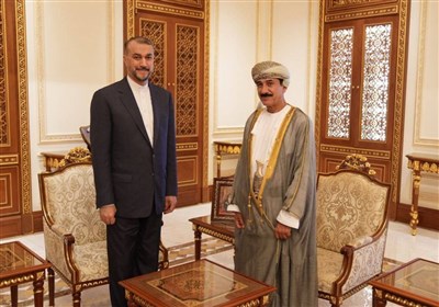  دیدار امیرعبداللهیان با وزیر مکتب سلطانی عمان 