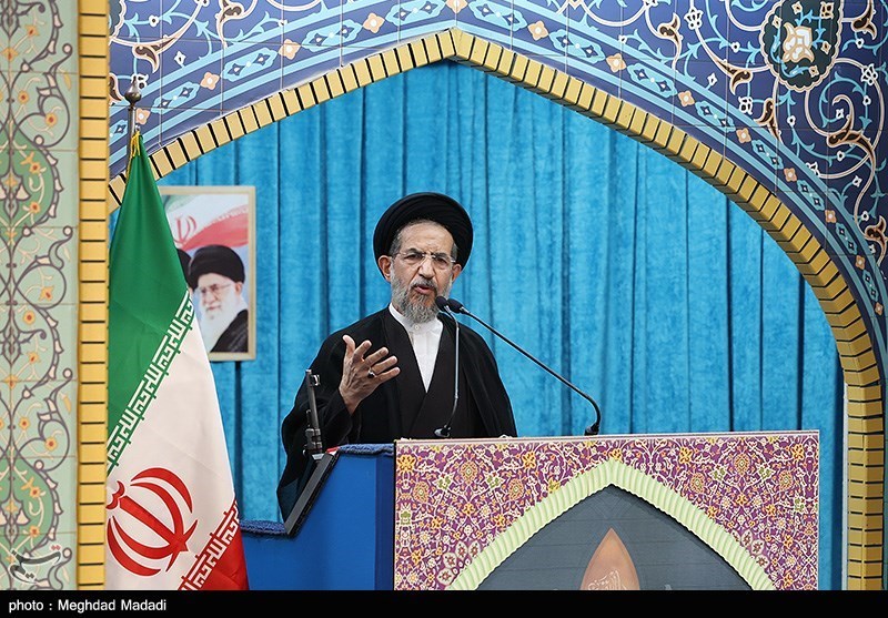 خطیب جمعة طهران: الیمن یحظى بدعم جمیع أحرار العالم