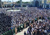 وداع باشکوه مردم قم با پیکر آیتالله سلیمانی/ پیکر شهید در حرم حضرت معصومه آرام میگیرد + فیلم