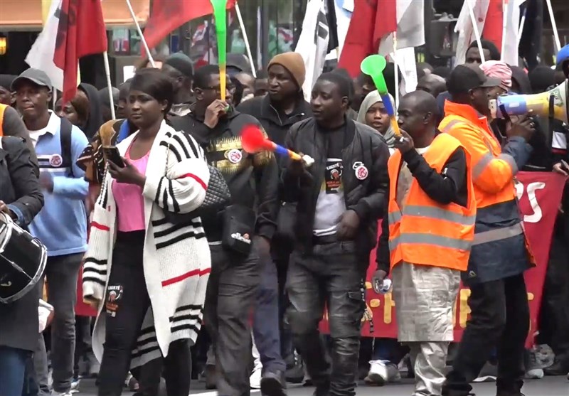 Thousands in Paris Protest against Controversial Immigration Bill (+Video)