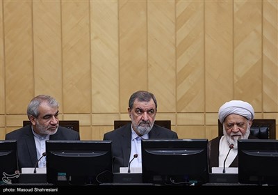 محسن رضایی و عباس کدخدایی در نشست مشترک مجلس و مجمع تشخیص مصلحت نظام