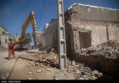 تخریب 94 منزل متروکه محل تجمع معتادان در کرمانشاه + تصاویر