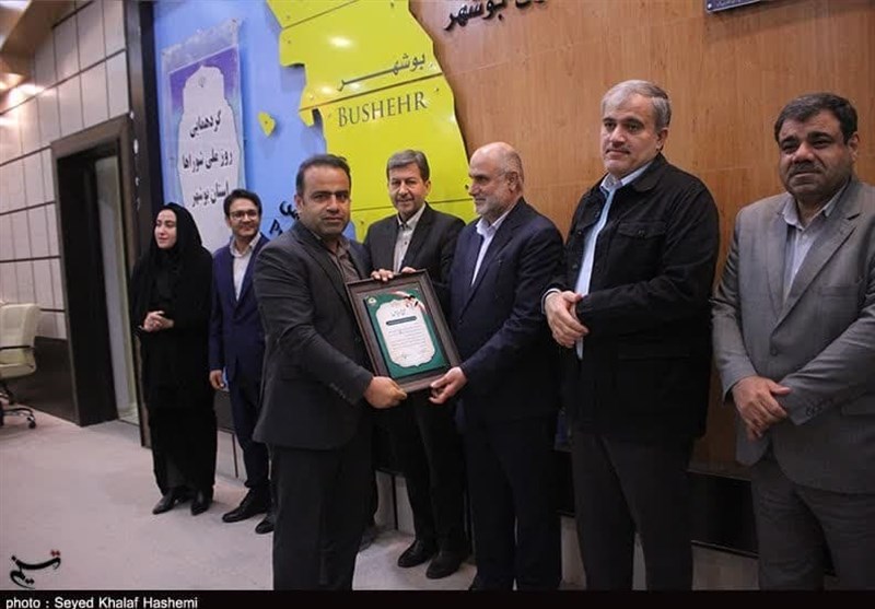 تجلیل از شوراهای اسلامی برتر استان بوشهر با حضور معاون وزیر کشور + تصویر