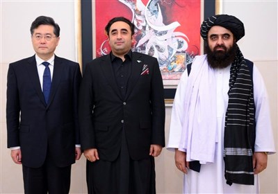  چین: بر اساس منافع متقابل با افغانستان و پاکستان همکاری می‌کنیم 